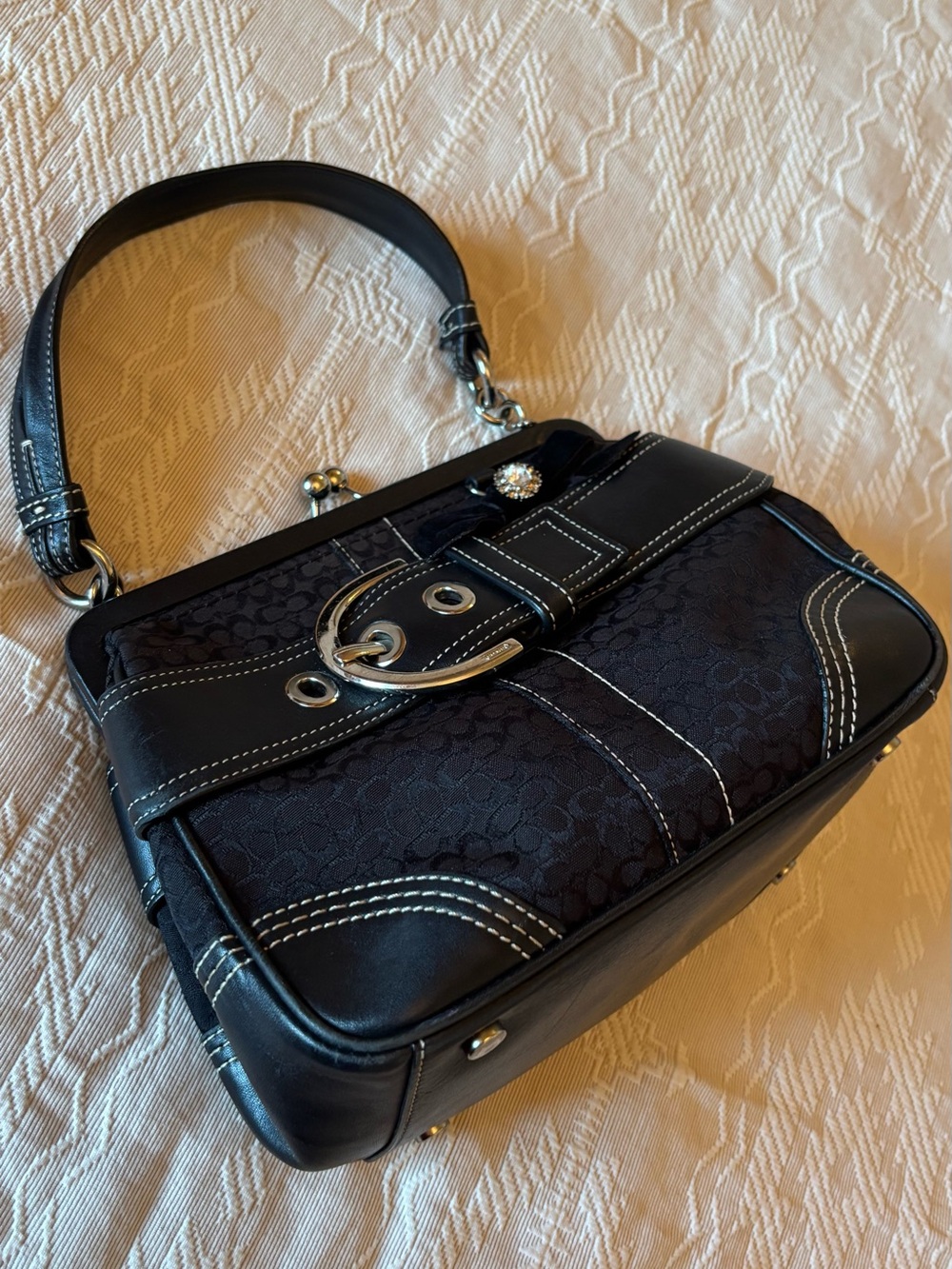 COACH Soho MINI KISSLOCK Bag ~ STYLE C05S-3649 Black Jacquard/Black Leather 2005 - Picture 5 of 17